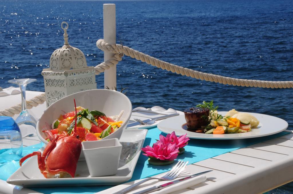 Vista Palace Hotel&Beach Resort - Monte Carlo View โรกบรูน-กัป-มาร์แต็ง ภายนอก รูปภาพ
